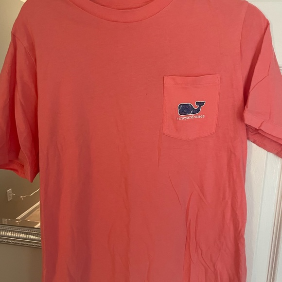 Lot of boys vineyard vines long and short sleeve tees - Picture 9 of 10